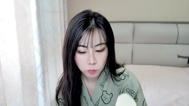 Snapshot of XIAOYU7-2025 chatting on 10.12.25 XIAOYU7-2025 online show from 10.12.25