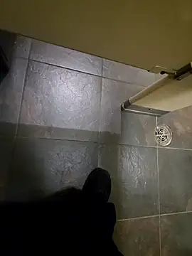 Snapshot of maxelbueno chatting on 10.01.25 maxelbueno online show from 10.01.25