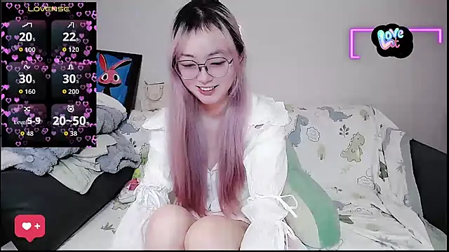 baby-yaya20 online show from 10.24.25