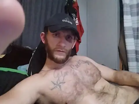 Snapshot of Chukk__ chatting on 09.24.25 Chukk online show from 09.24.25