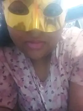 Snapshot of princesshoty100 chatting on 10.13.25 princesshoty100 online show from 10.13.25