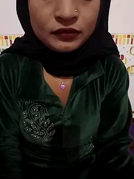 Itz Mayra  online show from 12.04.25