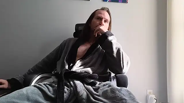 Snapshot of AlbinoAdonis chatting on 09.13.25 AlbinoAdonis online show from 09.13.25