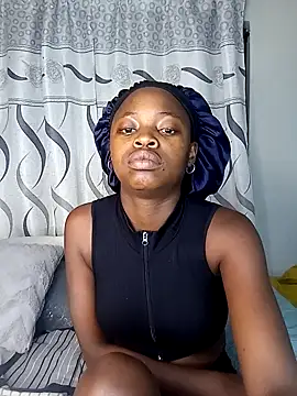 Snapshot of BlackberriesXxx chatting on 09.15.25 BlackberriesXxx online show from 09.15.25