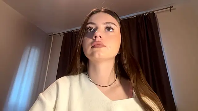 Snapshot of CatherinDream chatting on 09.21.25 CatherinDream online show from 09.21.25