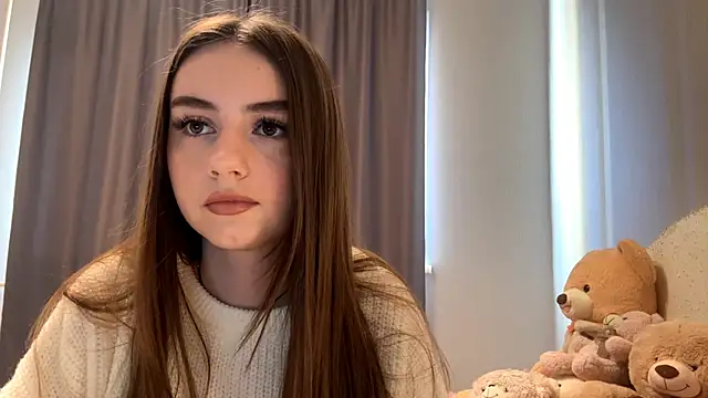 Snapshot of CatherinDream chatting on 10.18.25 CatherinDream online show from 10.18.25