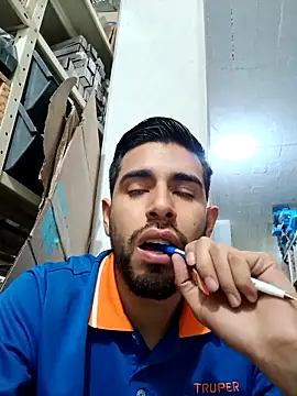 Snapshot of Waver857 chatting on 10.09.25 Waver857 online show from 10.09.25