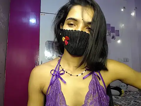 Snapshot of Sweetangle24 chatting on 09.29.25 Sweetangle24 online show from 09.29.25