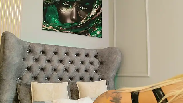 MeganXDesire online show from 10.24.25