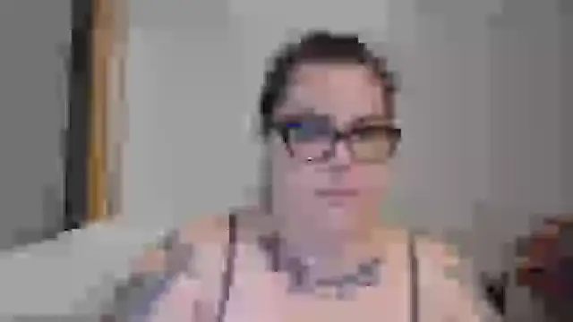 Snapshot of Eli_BBW chatting on 09.30.25 Eli BBW online show from 09.30.25