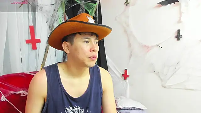 Nick Wolff online show from 10.31.25