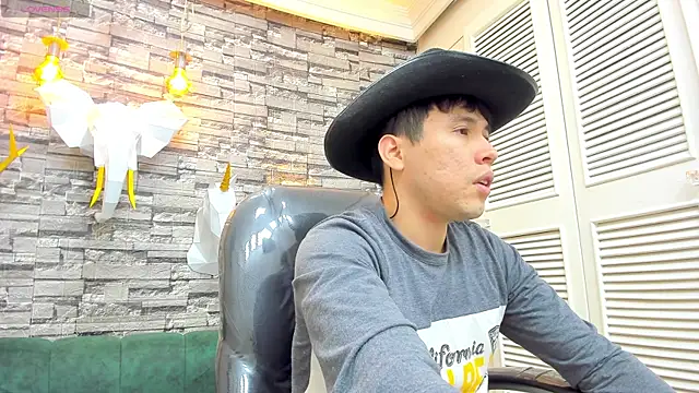 Nick Wolff online show from 11.11.25