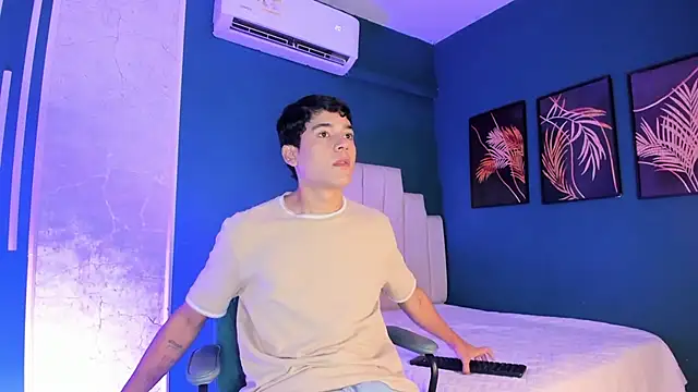 SandroVeyra online show from 10.21.25