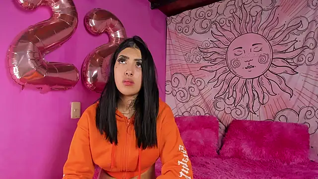 Snapshot of Missmoonstar chatting on 09.15.25 Missmoonstar online show from 09.15.25