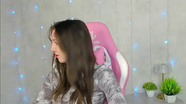 Amanda Reedd online show from 10.07.25