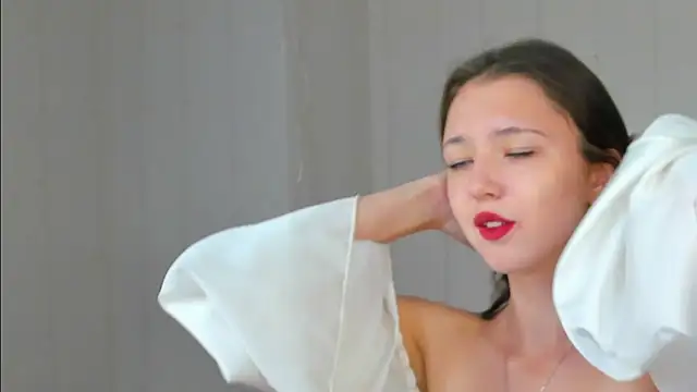 Amanda Reedd online show from 10.30.25