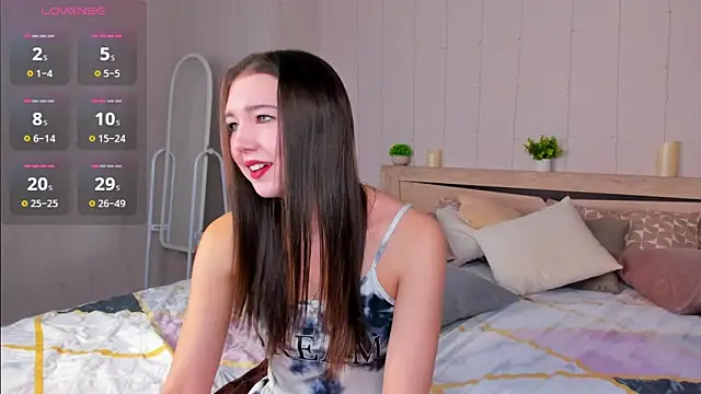 Amanda Reedd online show from 12.04.25