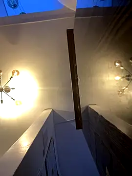 Snapshot of SienaWild chatting on 11.28.25 SienaWild online show from 11.28.25