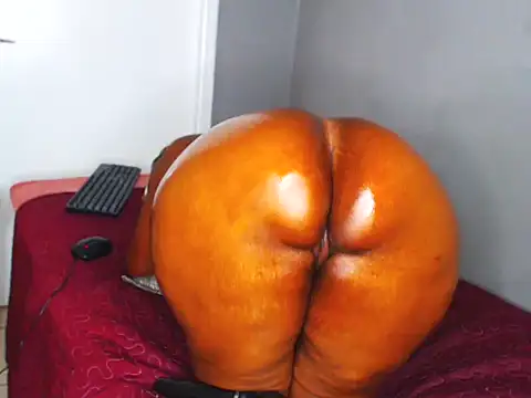 SweetHips95 online show from 10.27.25