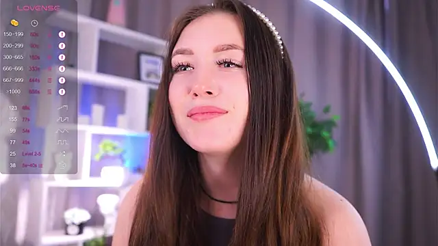 AlinaOrf online show from 10.26.25