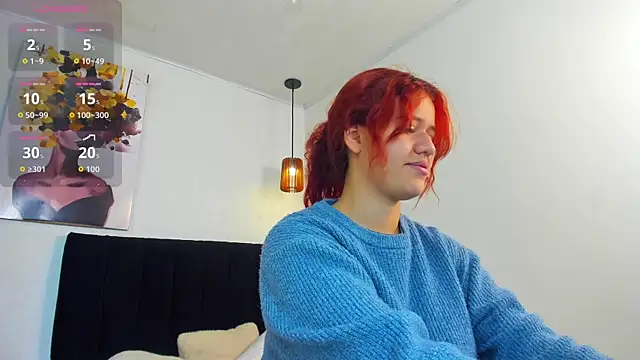 Snapshot of _ruby_red chatting on 10.04.25 ruby red online show from 10.04.25