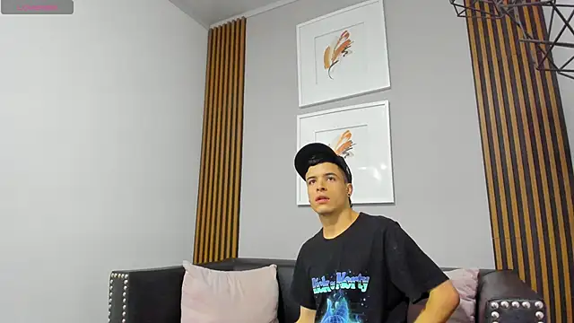 kevinn blue1 online show from 11.06.25