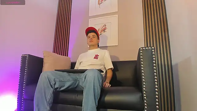 kevinn blue1 online show from 11.29.25