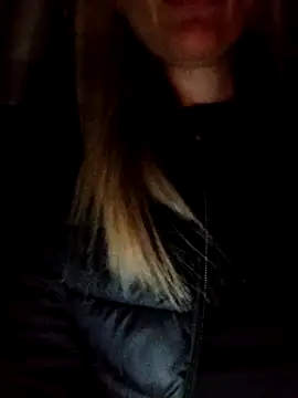 Snapshot of Madamx14 chatting on 10.06.25 Madamx14 online show from 10.06.25
