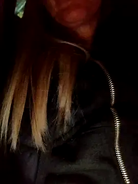 Snapshot of Madamx14 chatting on 10.08.25 Madamx14 online show from 10.08.25