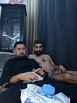 Snapshot of HAMADA__11 chatting on 11.02.25 HAMADA 11 online show from 11.02.25