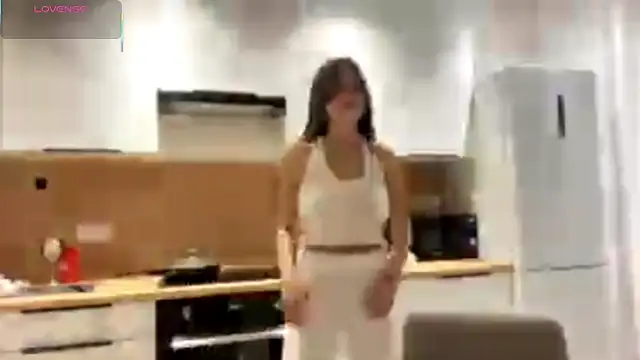 Snapshot of FavorLeila chatting on 09.26.25 FavorLeila online show from 09.26.25