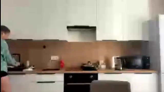 Snapshot of FavorLeila chatting on 10.01.25 FavorLeila online show from 10.01.25