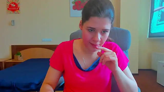 Snapshot of Joannia chatting on 10.10.25 Joannia online show from 10.10.25