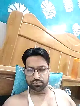 Snapshot of mohsin99272 chatting on 09.15.25 mohsin99272 online show from 09.15.25
