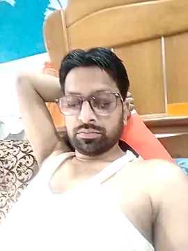 Snapshot of mohsin99272 chatting on 09.19.25 mohsin99272 online show from 09.19.25