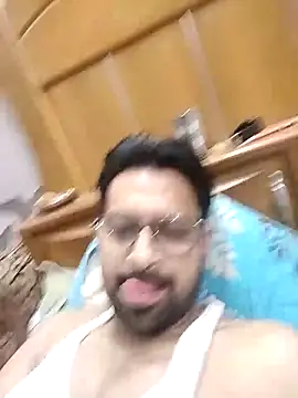 Snapshot of mohsin99272 chatting on 09.23.25 mohsin99272 online show from 09.23.25
