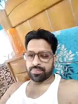 Snapshot of mohsin99272 chatting on 09.25.25 mohsin99272 online show from 09.25.25