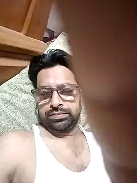 Snapshot of mohsin99272 chatting on 09.29.25 mohsin99272 online show from 09.29.25
