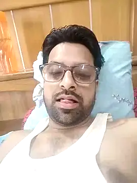 Snapshot of mohsin99272 chatting on 10.17.25 mohsin99272 online show from 10.17.25