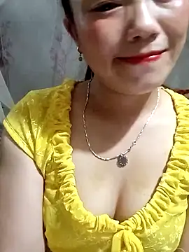 Snapshot of _losrt_cherry_ chatting on 09.15.25 losrt cherry online show from 09.15.25