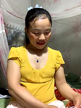 Snapshot of _losrt_cherry_ chatting on 10.03.25 losrt cherry online show from 10.03.25