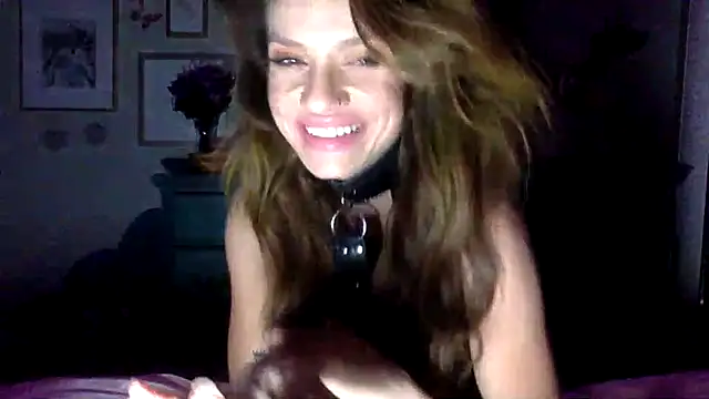 Snapshot of Texxaspearl chatting on 10.14.25 Texxaspearl online show from 10.14.25