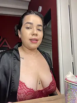 krisstenSantos online show from 11.25.25