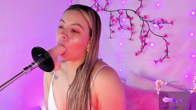 chubbyZoe online show from 10.19.25