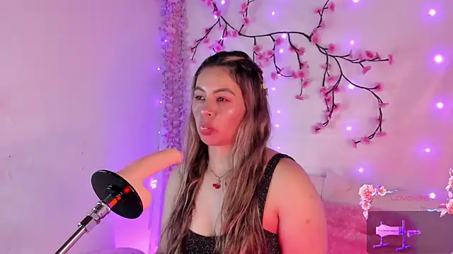 chubbyZoe online show from 10.28.25