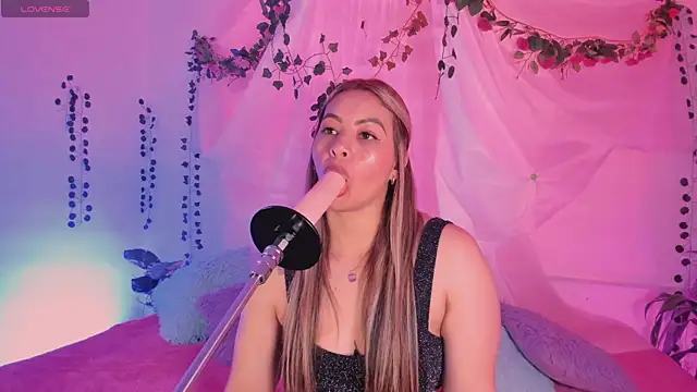 chubbyZoe online show from 11.18.25