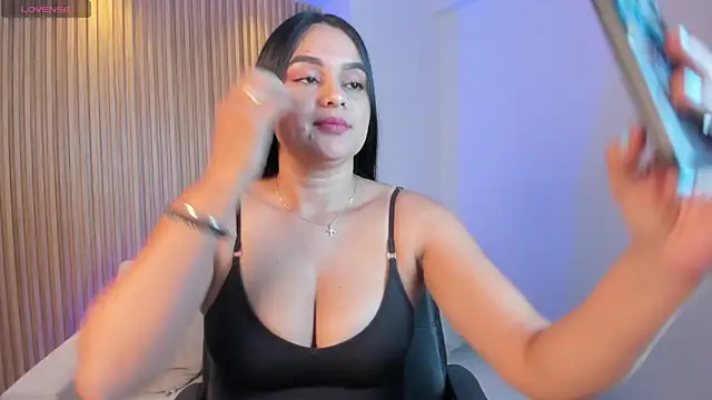 Megancoxx online show from 10.25.25