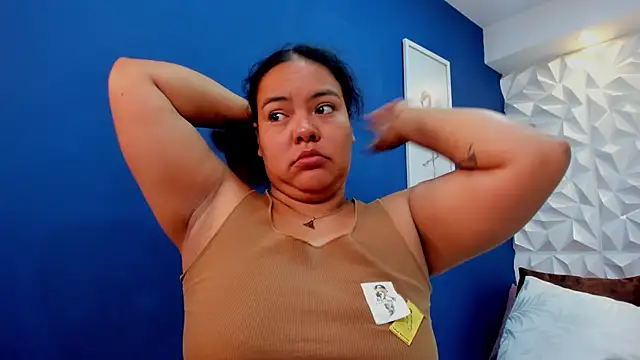 freya cole  online show from 10.24.25