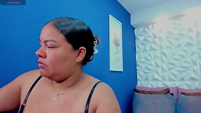 freya cole  online show from 11.18.25