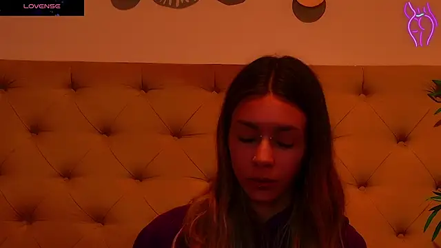 CoraVex online show from 10.01.25